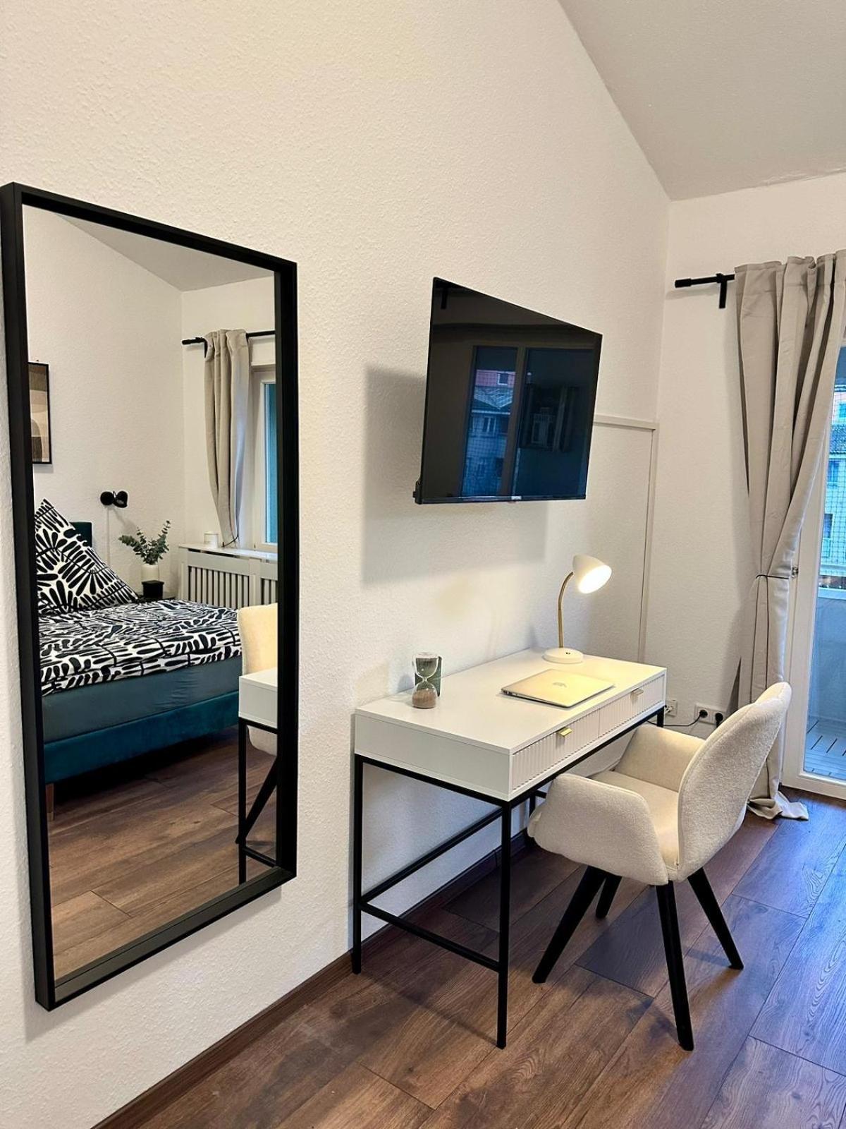 Apartamento Naehe Kit Mit Parkplatz Und Smart Tv Karlsruhe Exterior foto